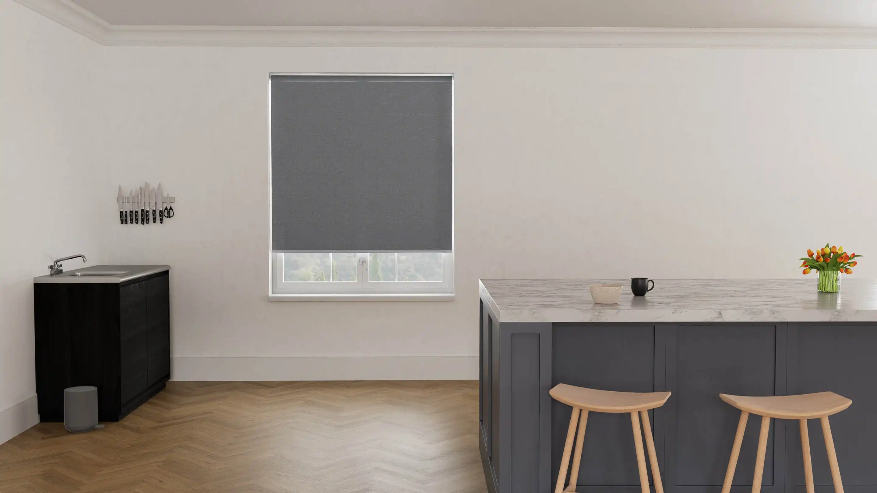 Linesque Light Filtering Roller Blind - Image 3